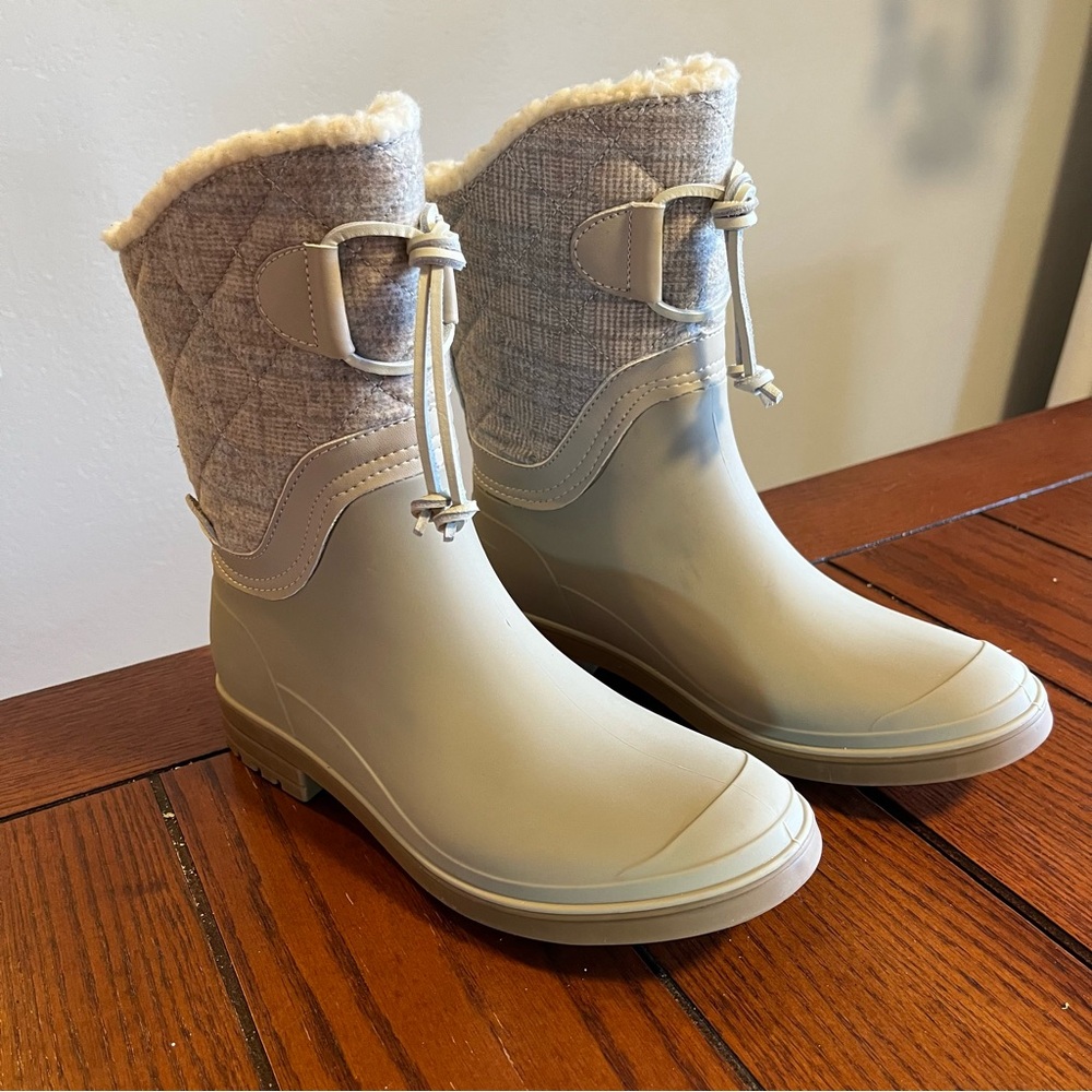 NWOT Kamik Stella Waterproof rain snow Boot Women sz 7eu 38 girls sz 6 insulated